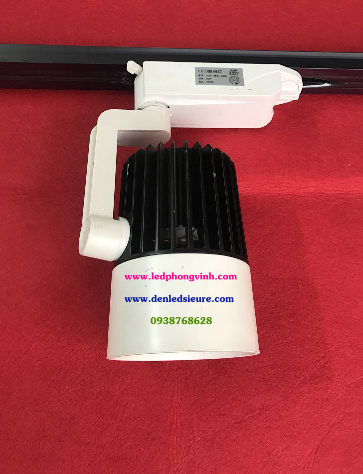 ĐÈN RAY COB 30W TRẮNG /VÀNG ẤM4000K MÀU TRUNG TÍNH